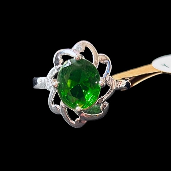 925 Silver Plate Dinner Ring Cocktail Ornate Faux Zircon Emerald Green NEW - Picture 4 of 10